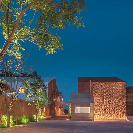Отель Baan Pomphet Аюттхая Экстерьер фото